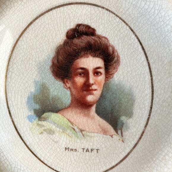 Share Mrs. Taft Portrait Plate • Imperial China • Early 1900s First Lady Commemo - Picture 7 of 9